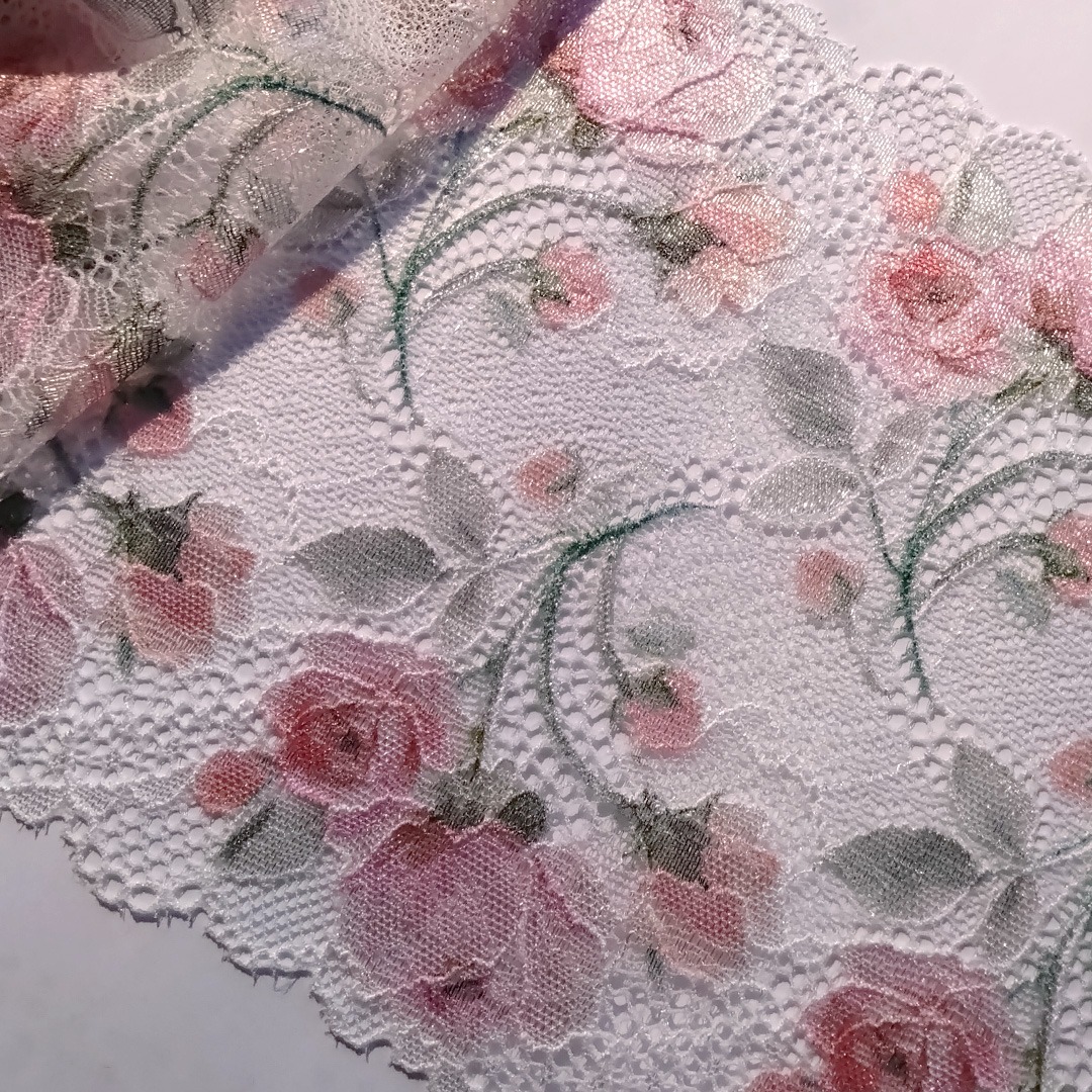 Schon gesehen? Eure Lieblingsspitze ist wieder im Shop erhältlich! 😀
🧵ideal zur Herstellung von Dessous
🧵Breite: 17 cm
🧵Eigenschaften: elastisch | beidseitige Bogenkante
#elastischespitze #spitze #lace #dentelle #dessousnähen #diylingerie #dessousnähkurse #dessous #lingerie #underwear #unterwäschenähen #tüllundspitzewiesbaden