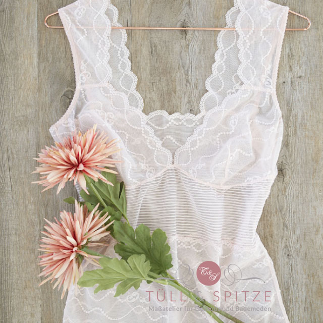 Hemdchen Spitze rosa pastell