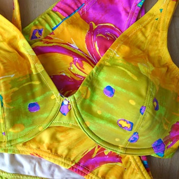 Bademode | Bikini mit Bralette-Oberteil Bademode | Bikini mit Bralette-Oberteil und Schaumstoffcups