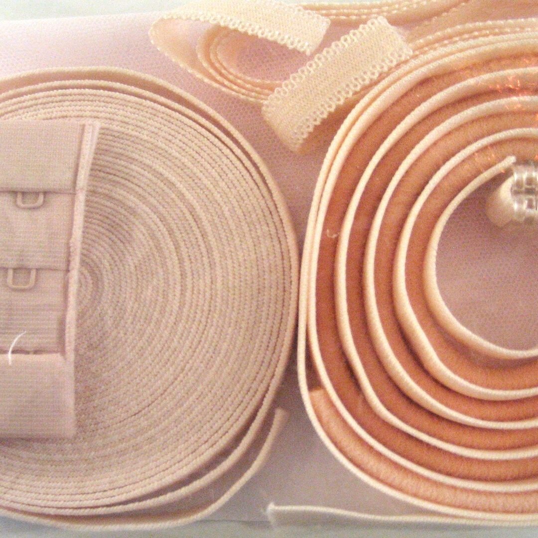 Shop | Kurzwarenpaket BH Rosa/Apricot/Gr. L, € 13,-