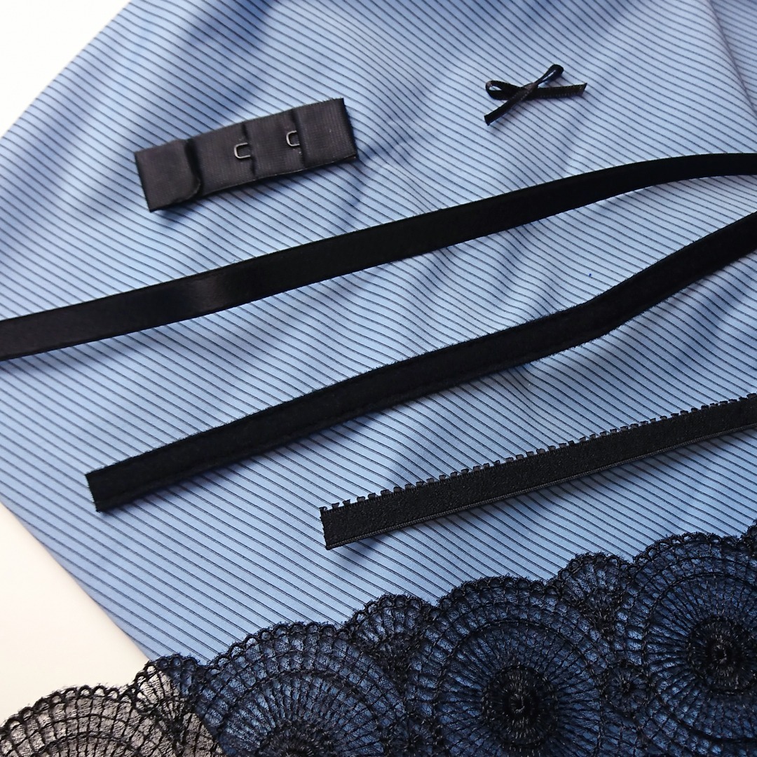 Materialpaket für BHs in Blau und Schwarz