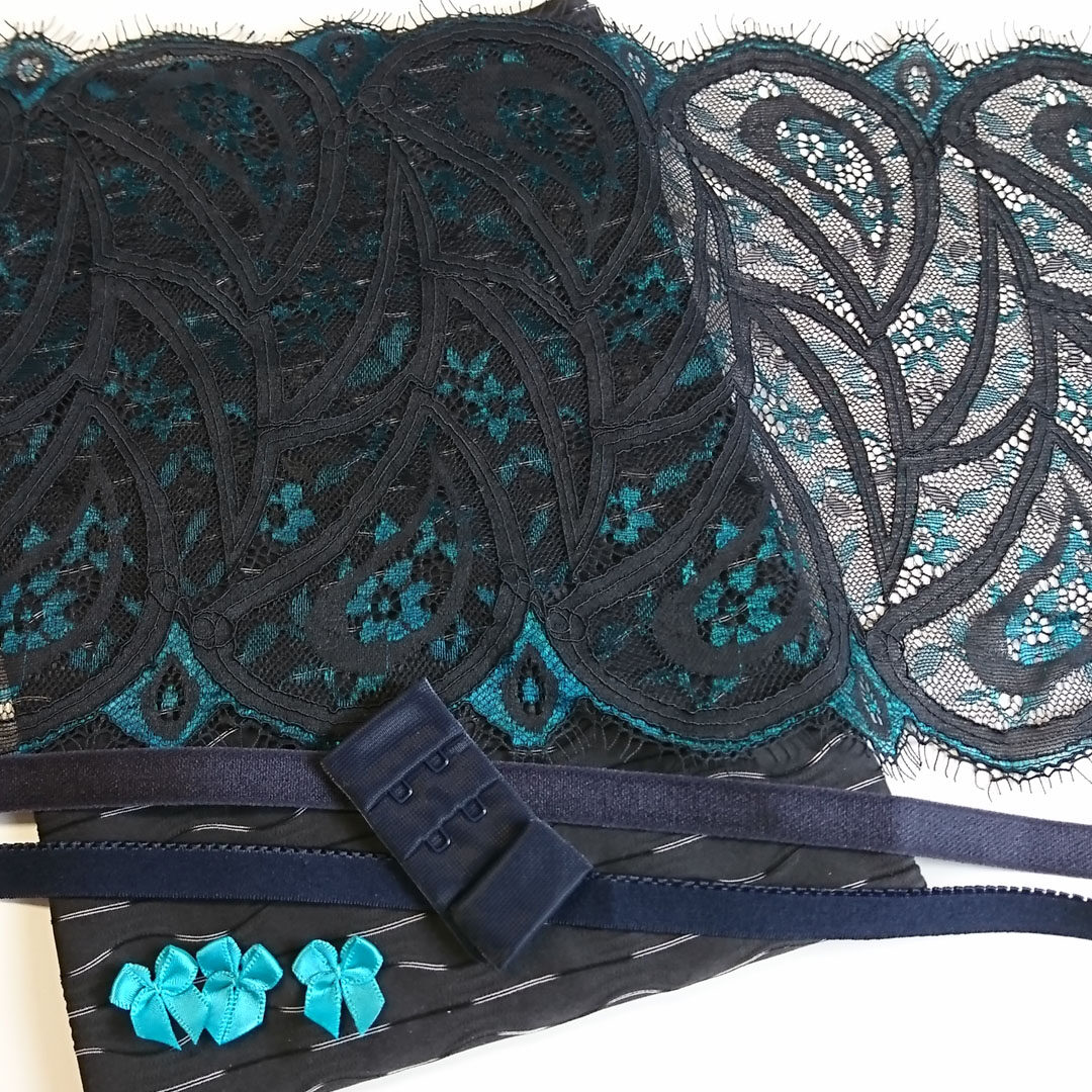 Kreativpaket Nachtblau, Eyelash Lace Paisley