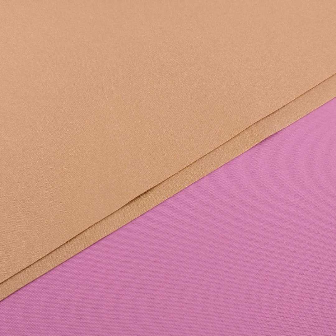 Abstandsgewirke in Goldbraun oder Rosa