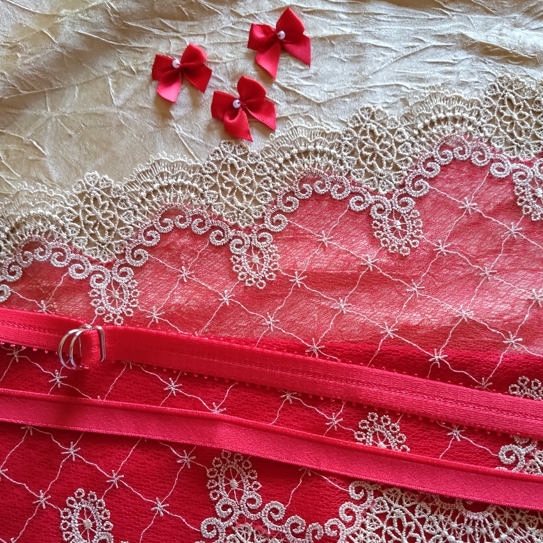 Kreativpaket in Gold und Rot