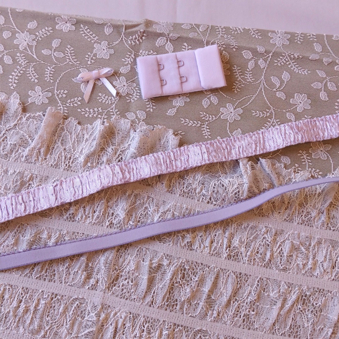 Kreativpaket Dessousset in hellem Flieder