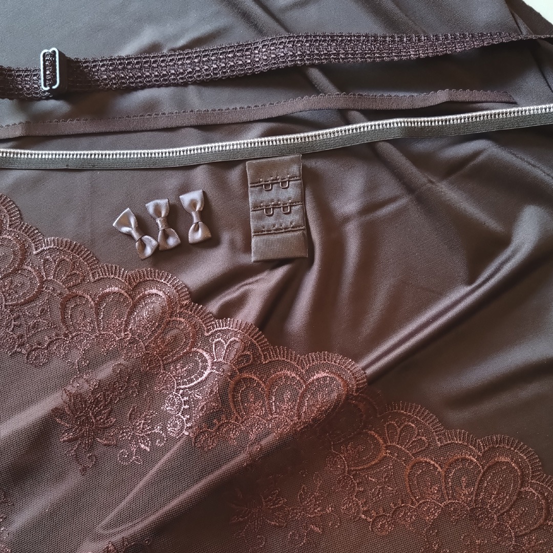 Materialpaket für ein Dessousset in Schokobraun (Größe L)